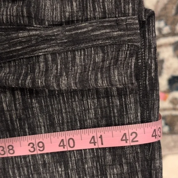 Lulus Jony heathered ribbed button up  midi Dres Medium,,3/4 bell sleeves NWT - Picture 10 of 11